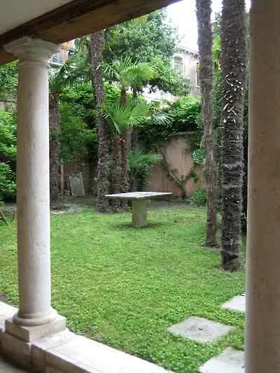 Palazzo Celsi Apartment Venice 0*,