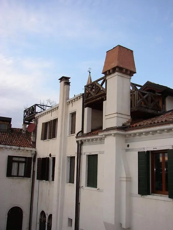 Palazzo Celsi Apartment Venice 0*,