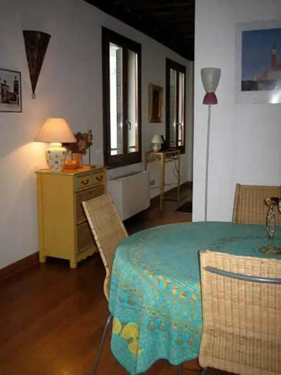 Palazzo Celsi Apartment Venice